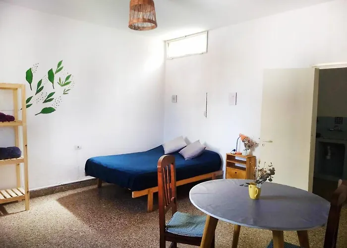 Departamento Completo, Muy Comodo, Cerca Del Centro